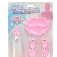 Zestaw dla lalek do karmienia. Wydawca: ADAR. SmakLiter.pl Opakowanie Zestaw dla lalek do karmienia