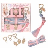 Zestaw do robienia breloczków DIY Miss Melody 13184A. Wydawca: DEPESCHE. SmakLiter.pl Opakowanie Zestaw do robienia breloczków DIY Miss Melody 13184A