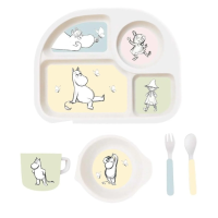 Zestaw naczyń dziecięcych Muminki 5el. Wydawca: Barbo Toys. SmakLiter.pl Opakowanie Zestaw naczyń dziecięcych Muminki 5el