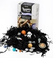 Zestaw sensoryczny Galaktyka, wkład do tacki sens.. Wydawca: Jellystone. SmakLiter.pl Opakowanie Zestaw sensoryczny Galaktyka, wkład do tacki sens.