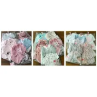 Zestaw ubranek dla lalek 42cm MIX. Wydawca: Antonio Juan. SmakLiter.pl Opakowanie Zestaw ubranek dla lalek 42cm MIX