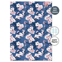 Opakowanie Zeszyt A4 32 kartki w kratkę 90g Kwiat wiśni