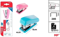 Zszywacz mini 24/6 + zszywki. Wydawca: MP Main Paper. SmakLiter.pl Opakowanie Zszywacz mini 24/6 + zszywki